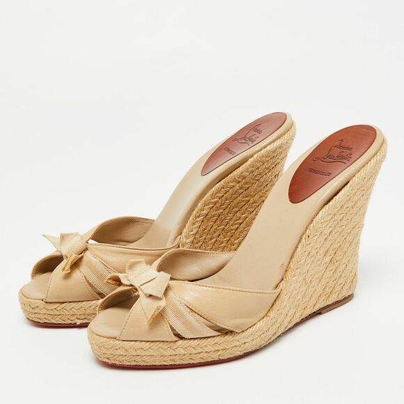Christian Louboutin Ribbon Size 39 Beige Leather Wedge Sandals - Picture 2 of 7